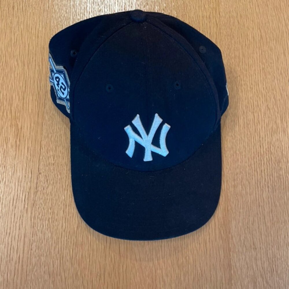 Yankees hat blue 42